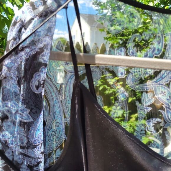 Blue and Black Paisley Blouse - Picture 7 of 12